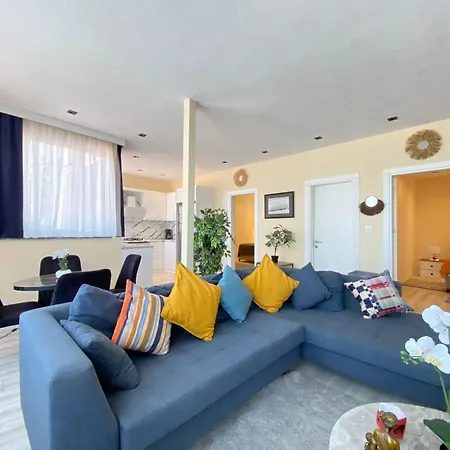 Casa vacanze Sea View Getaway 2br Flat Walk To Shorelin *